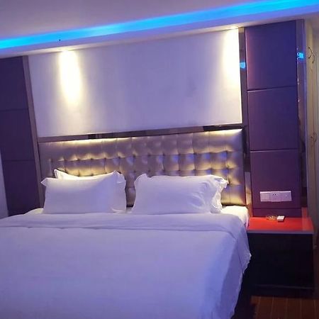Fuyide Hotel Shenzhen Exteriör bild
